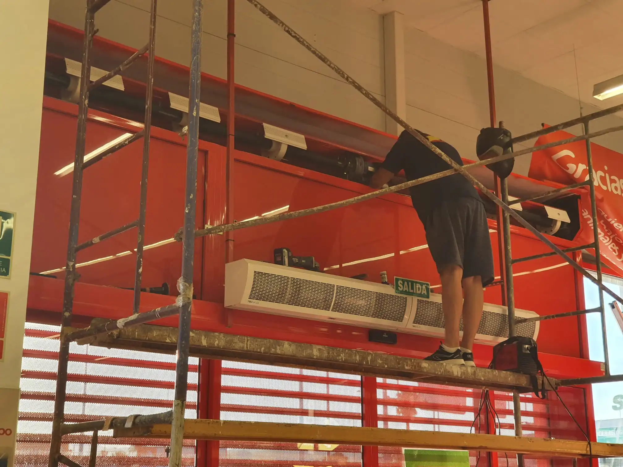instalacion de puertas automaticas Alboraya